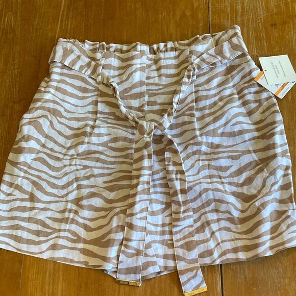 ANNE KLEIN New High Rise Linen Blend Animal Print Belted Shorts Tan White Size S - Picture 1 of 8